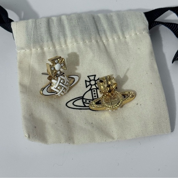 Vivienne Westwood earrings - Picture 4 of 5